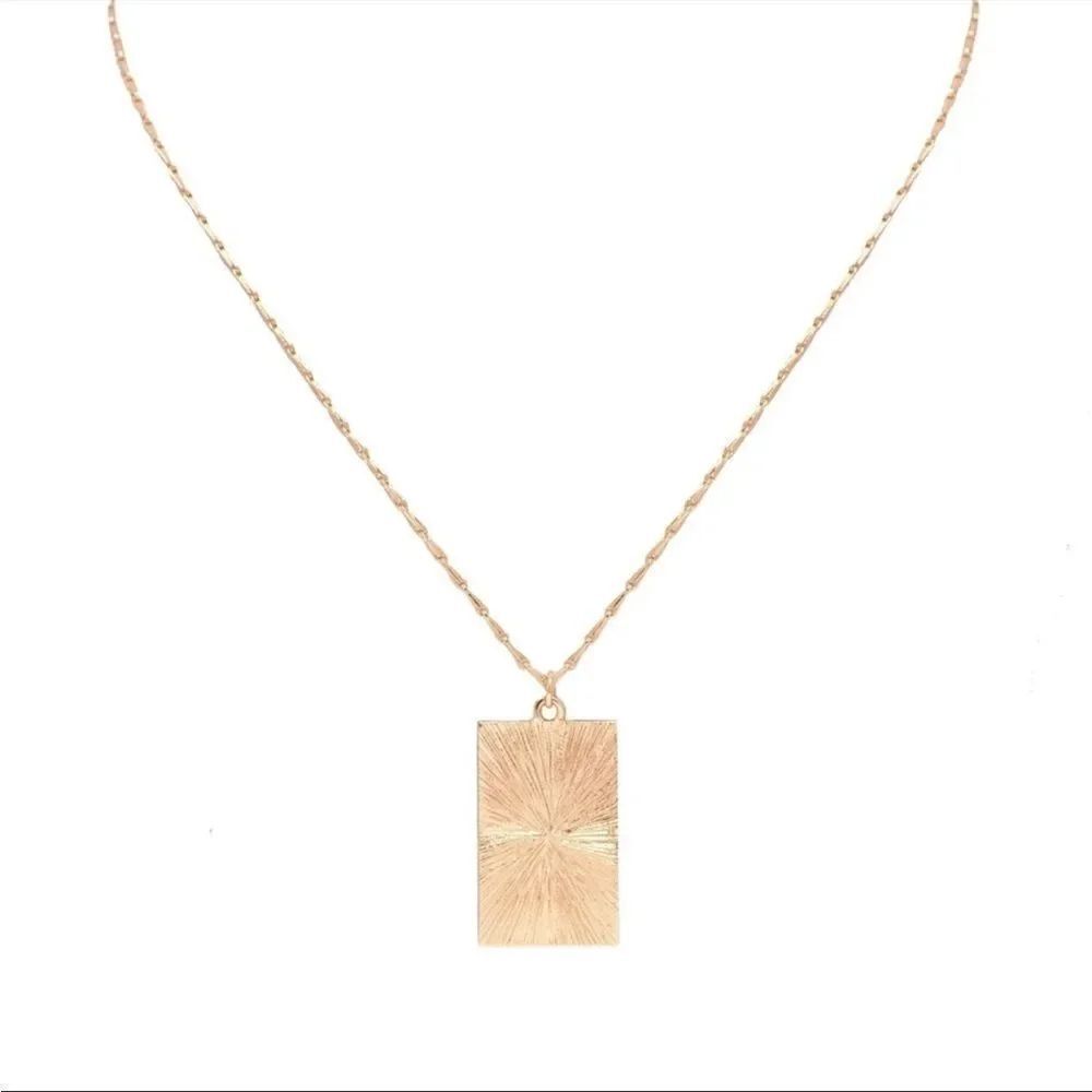 Uncommon James Queens Necklace - NWT